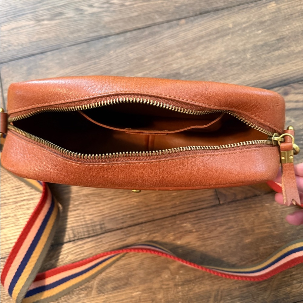 Madewell Tan Leather Purse - Picture 6 of 7